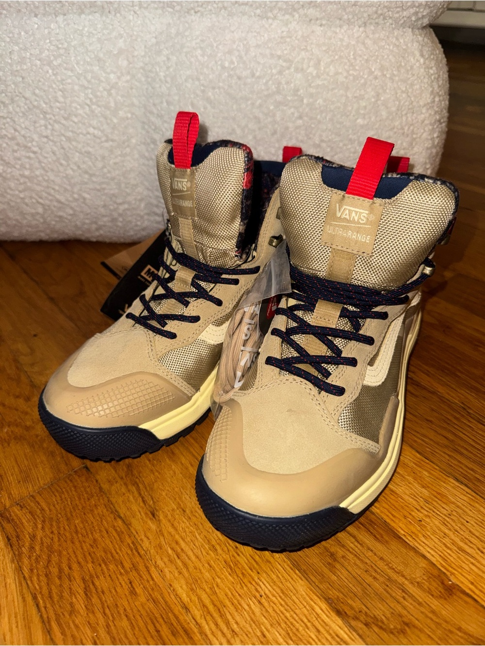 Vans Unisex Tan High-Top Snow/ Outdoor boots